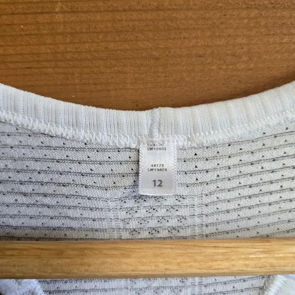 Lululemon Swiftly Tech Racerback Heathered White Size 12 Top Shirt Activewear - Picture 5 of 6